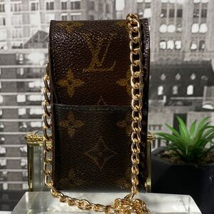 Authentic Louis Vuitton Brown Monogram Pouch